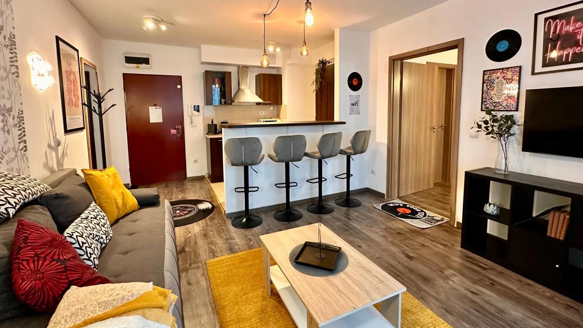 Vinyl Gozsdu Apartments Budapest
