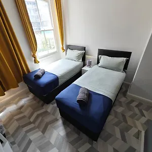  Apartment 2 Bedroom 2 Bathroom In Old St - Shoreditch - Zone 1 United Kingdom